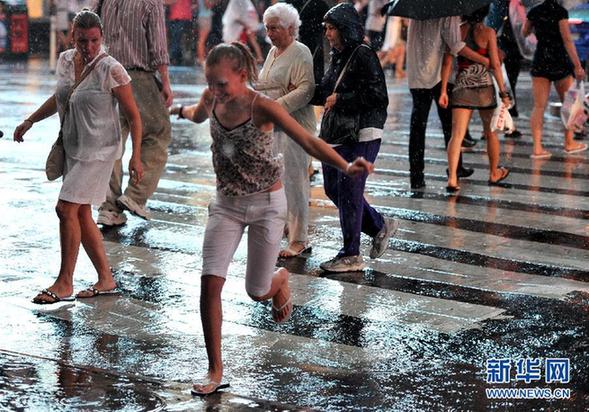 七月高溫折騰南北半球 日本熱死39人