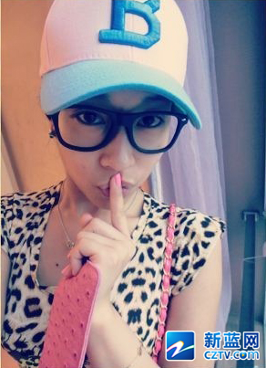 吉克雋逸引好聲音評委爭搶 海量私房照