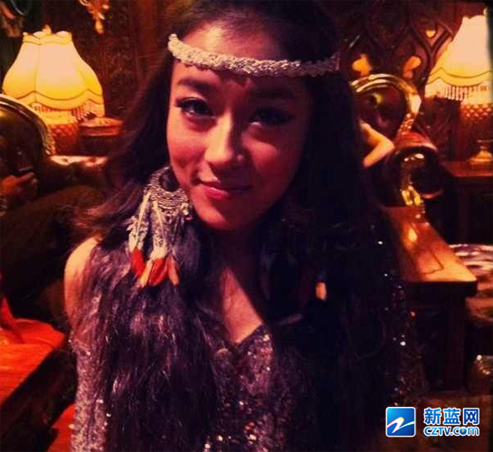 吉克雋逸引好聲音評(píng)委爭(zhēng)搶 海量私房照