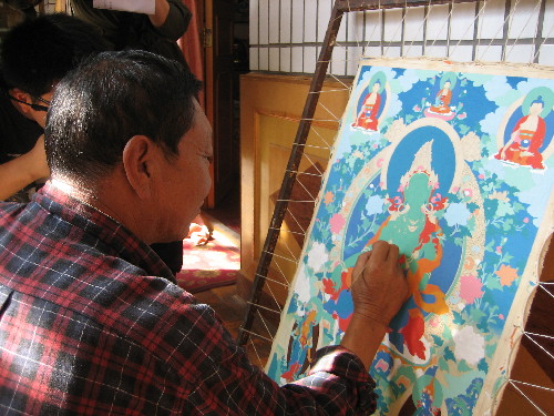 那些為傳承唐卡藝術而努力的熱貢藝人們