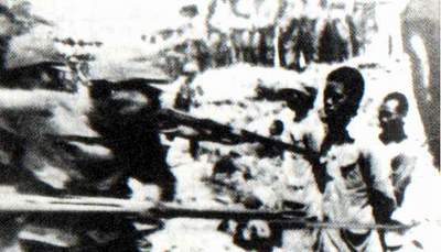 燭光紀(jì)念南京大屠殺75周年 老照片記錄日本獸性