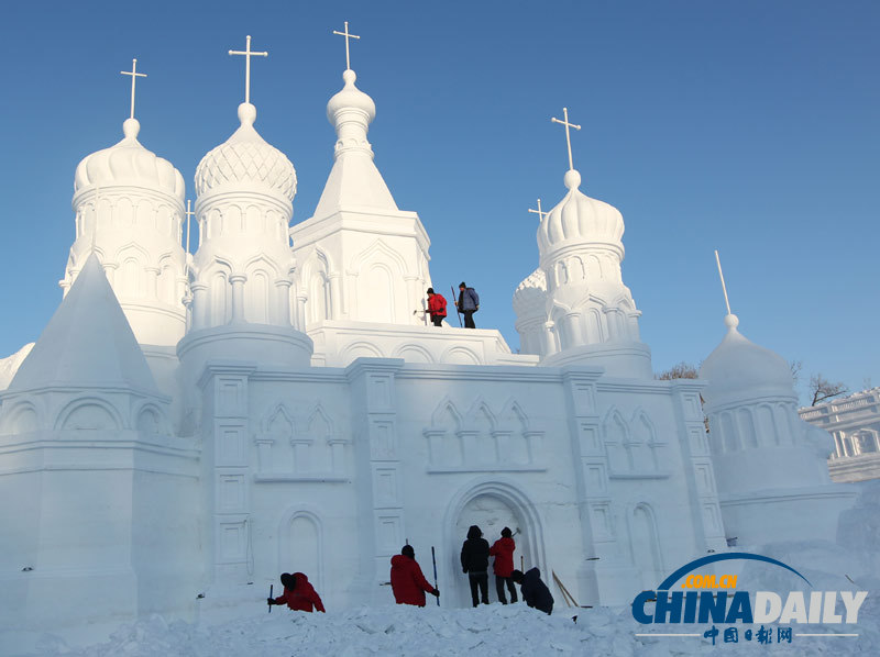 長春國際瓦薩滑雪節即將開幕 大型雪雕現雛形
