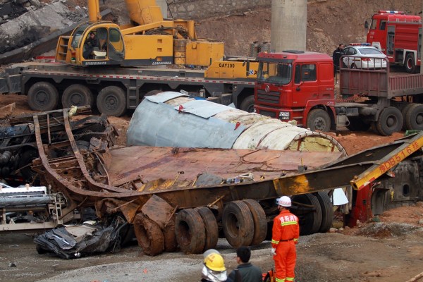 河南連霍大橋垮塌致10死 9個月未公布處理結果