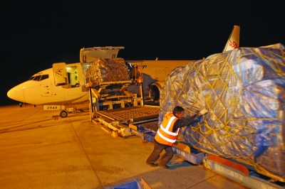 全國(guó)3億多包裹需派送 最好別打電話催快遞員