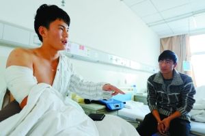 甘肅大學生見義勇為被連捅三刀 因家貧無錢醫(yī)治