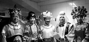 《咬文嚼字》點評春晚三處錯誤 主持人讀錯字