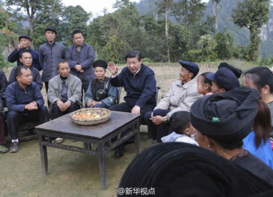 習(xí)近平赴湘西調(diào)研扶貧攻堅（圖）