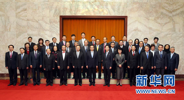 李克強(qiáng)：中國(guó)要實(shí)現(xiàn)現(xiàn)代化還有很長(zhǎng)的路要走