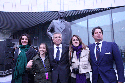 薩馬蘭奇紀念館開館