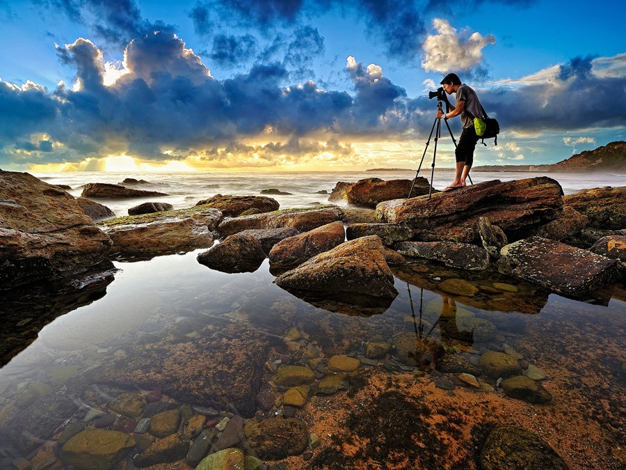 實拍野外攝影師辛酸工作場景
