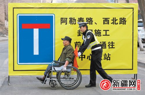 烏魯木齊警方向市民征詢改善出行建議