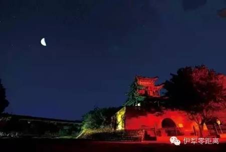 伊犁零距離：伊犁：藍(lán)與綠，你不曾遇到的純粹