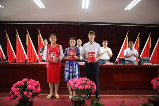 霍城縣在伊犁州 “大美新疆•大愛故事”講故事大賽中創佳績