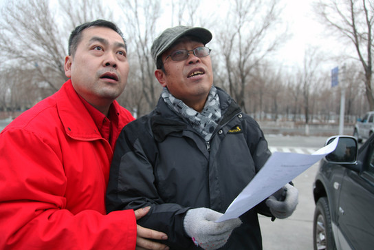 《中國石油員工基本知識讀本》叢書發(fā)到員工手中