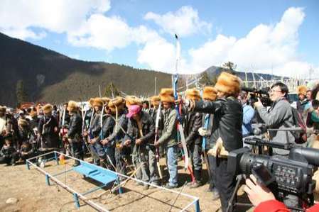 藏民村落：開放中守護傳統