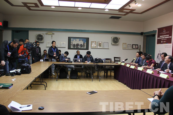 中國藏學(xué)家代表團(tuán)：歡迎外國記者來西藏