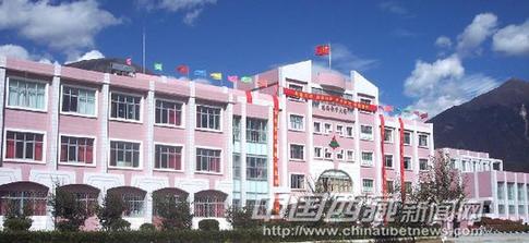 六十載滄桑話巨變 “西藏江南”展新顏