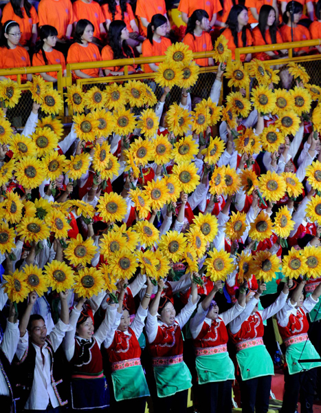 “唱支山歌給黨聽”——云南舉辦慶祝中國共產黨成立90周年大型文藝晚會