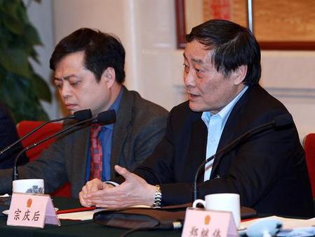 宗慶后等7位來自浙江的代表接受記者集體采訪