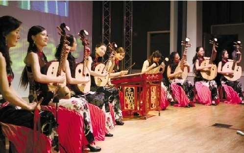 趙洪祝訪問美國印第安納州的浙江藝術家