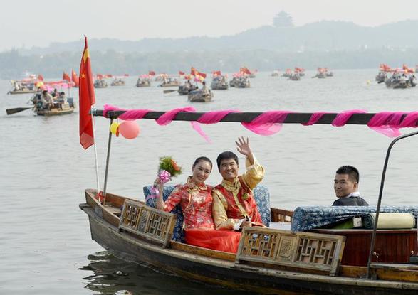 百對新人情定西湖