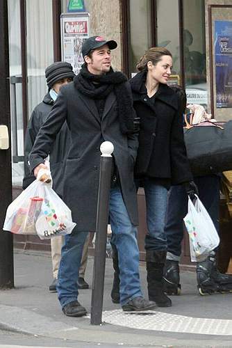 Details of Jolie's birth disclosed