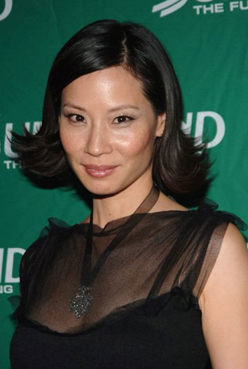 Lucy Liu receives Women's World Awards