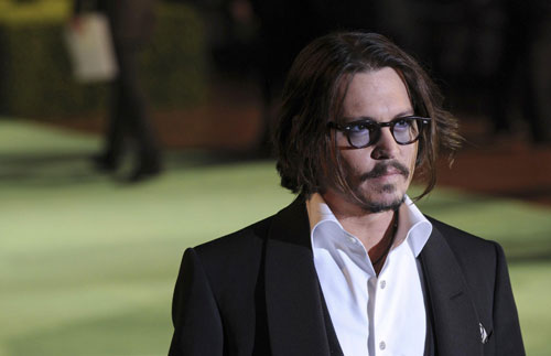 Hathaway, Johnny Depp attend Royal World Premiere of 