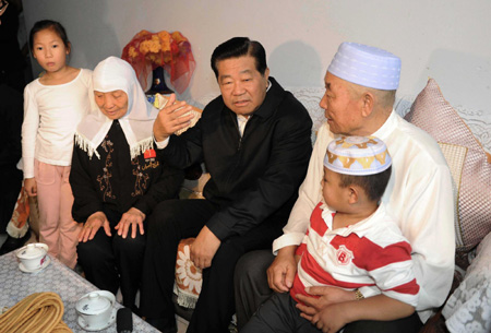 CPPCC chairman visits Ningxia to boost stability