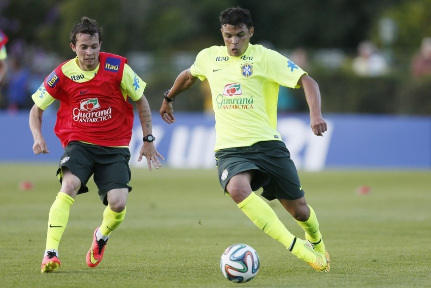 巴西隊長恢復參加合練 內馬爾等人水中訓練