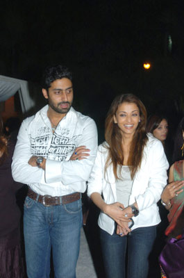 印度寶萊塢頭號男星低調迎娶世界第一美女