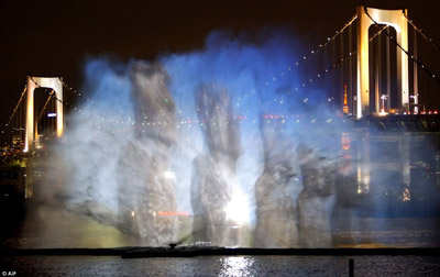 組圖：日本音樂燈光噴泉展示美妙光影藝術