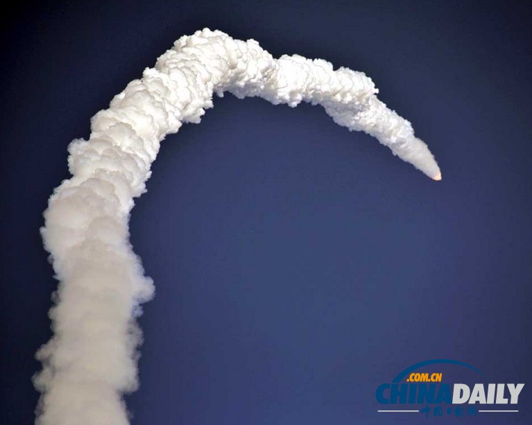 印度發射首枚國產低溫發動機火箭 所載通信衛星入軌