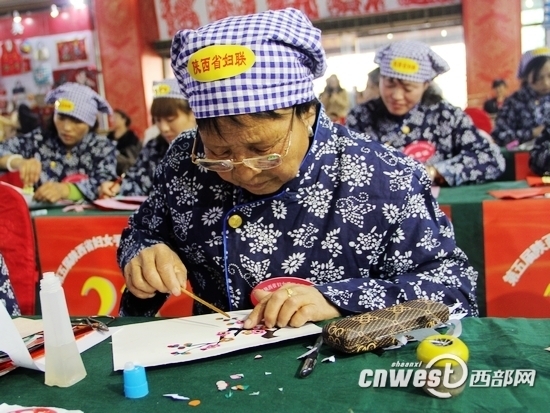 陜西開通“三秦女紅”網(wǎng)站 足不出戶賣手工藝品