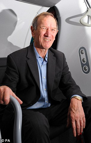 英科學(xué)家發(fā)明“未來出租車” 全電驅(qū)動(dòng)無人駕駛