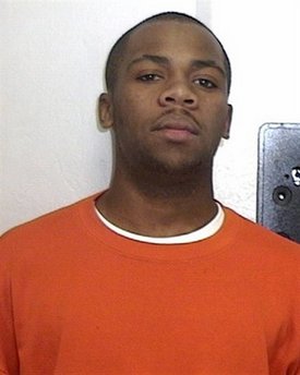 美瘋狂男子手刃兩妹其中一個砍頭 現場警官受刺激