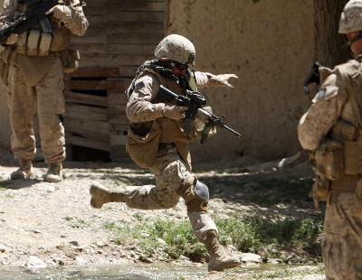 為打擊塔利班 駐阿聯軍再傷平民巴50萬平民逃離家園