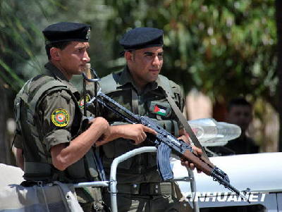 阿巴斯稱將以鐵腕政策對待任何武力抵抗