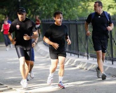 法國總統薩科齊慢跑時短暫昏厥入院觀察