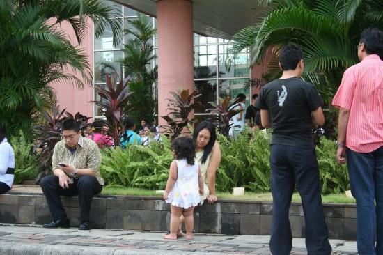 印尼發(fā)生7.3級地震發(fā)布海嘯預(yù)警