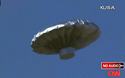 “氣球男孩”全家被調查 或遭犯罪指控