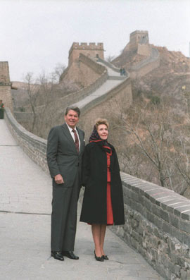 美國總統37年訪華路