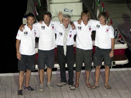 英國船員揭秘被扣伊朗經歷 獲贈“好運圍巾”