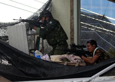 泰國(guó)沖突已致59人死亡 政府或考慮實(shí)施宵禁