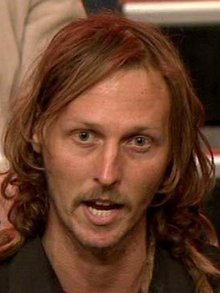 澳洲反戰(zhàn)男子朝前總理霍華德扔鞋 拒絕道歉