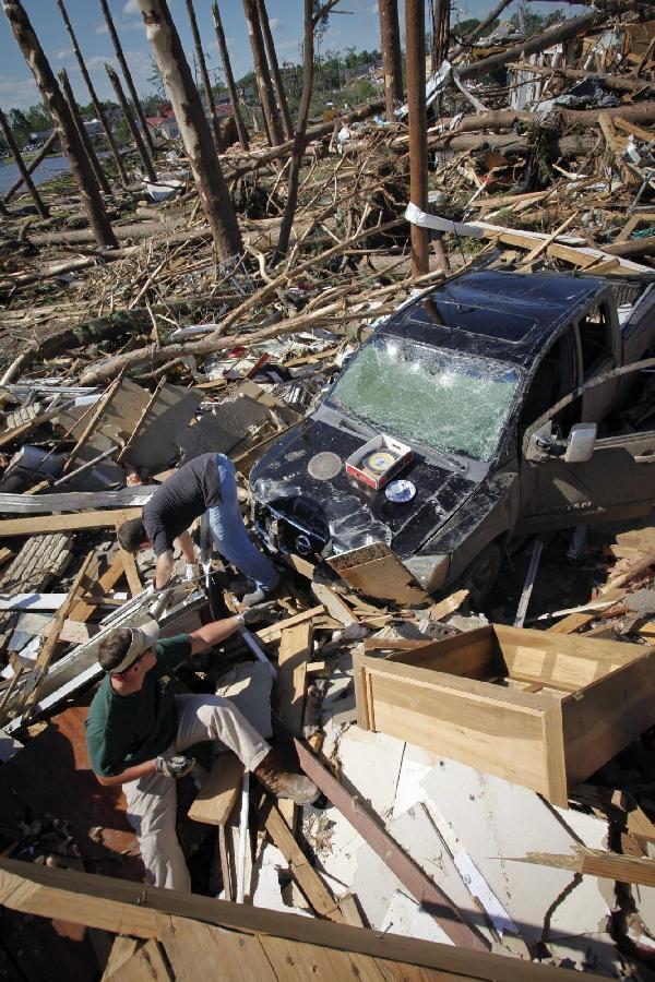 組圖：龍卷風重創美國南部地區 多州進入緊急狀態