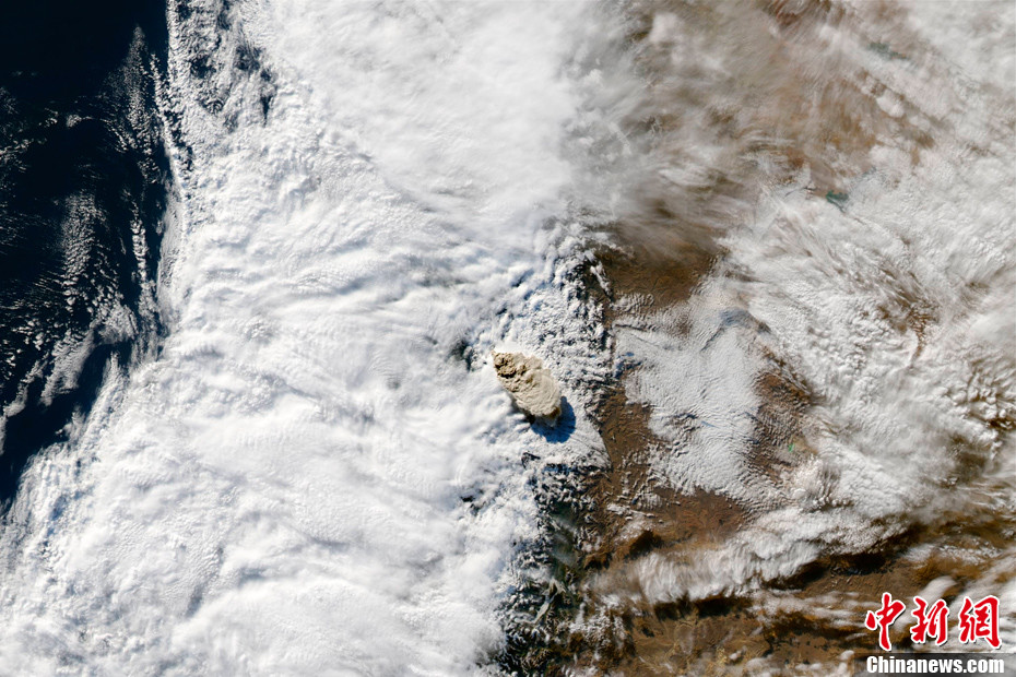 智利火山衛星圖公布 火山灰延伸狀如羽毛(高清組圖)