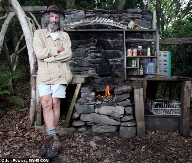 26年隱居森林過野人生活 英現(xiàn)代“魯濱遜”恐遭驅(qū)趕