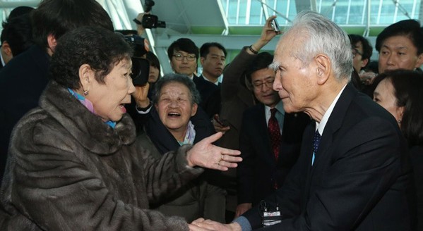 村山富市稱慰安婦制度是日軍戰略 再批安倍“拜鬼”