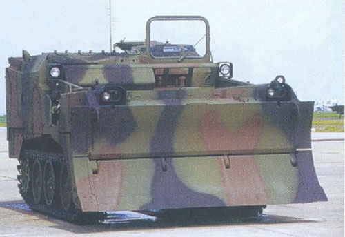 戰斗工程車發展多元化 凸現平戰結合特點